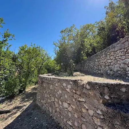 Vila Kamena Idila Stolac