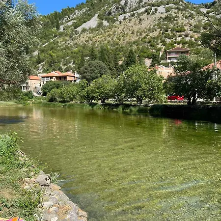 Vila Kamena Idila Stolac